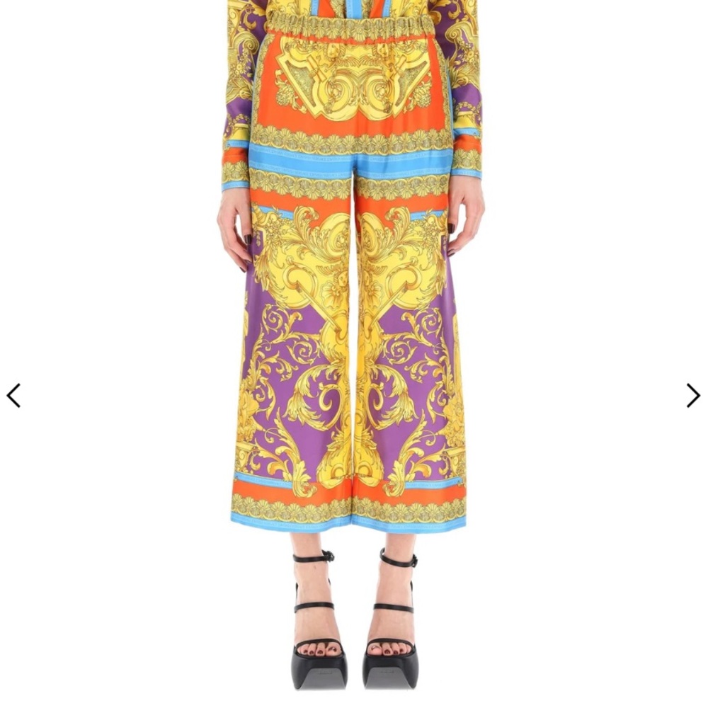 Versace Medusa Renaissance-Print Wide Leg Culottes - Picture 1 of 9